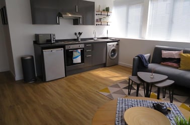 Isambard Brunel Road, University of Portsmouth, Portsmouth - Image 2